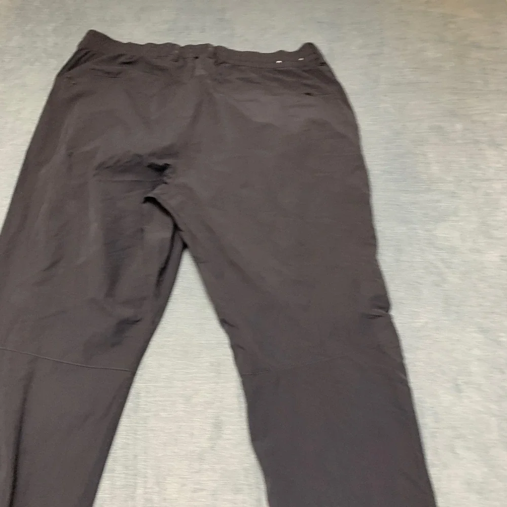 Uniqlo Casual Pants Mens XL Gray Comfort Stretch Mesh Lined Slash Pocket Outdoor
